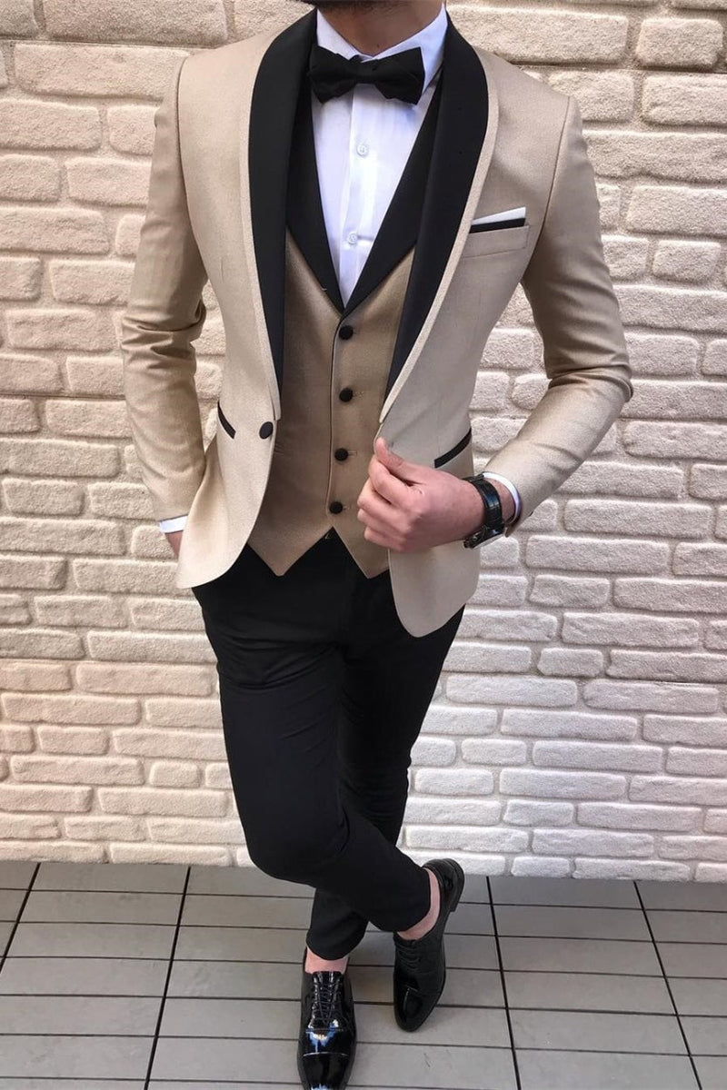 This Three-piece Gold Champagne Wedding Suits, Black Satin Shawl Lapel Wedding Tuxedos at Ballbella comes in all sizes for prom, wedding and business. Shop an amazing selection of Shawl Lapel Single Breasted Gold Brown mens suits in cheap price.