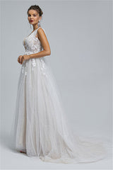 Tulle A-line Sheer Straps V-neck Applique Floor-length Sleeveless Wedding Dress Cover-Ballbella