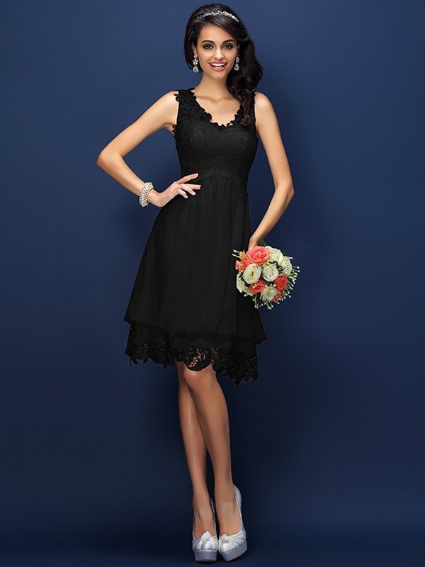 V-Neck Elegant Lace Sleeveless Short Bridesmaid Dresses-Ballbella