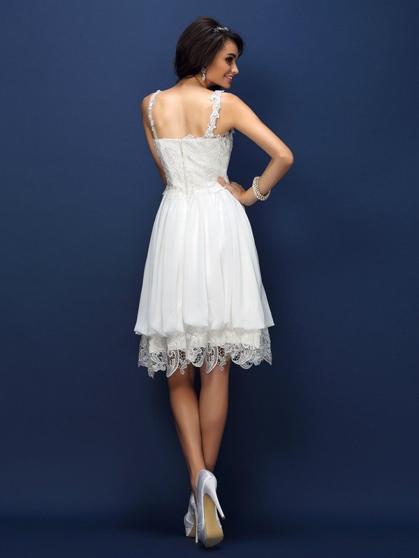 A-Line Charming V-neck Lace Sleeveless Short Bridesmaid Dresses
