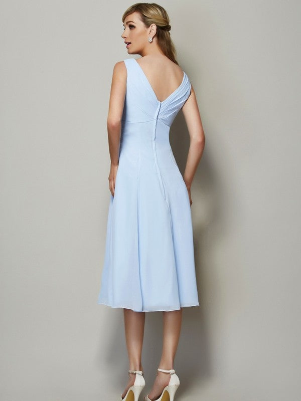 V-Neck Elegant Sleeveless Pleats Short Chiffon Bridesmaid Dresses-Ballbella