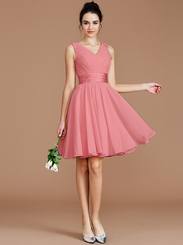 V-Neck Elegant Sleeveless Sash/Ribbon/Belt Short/Mini Chiffon Bridesmaid Dresses-Ballbella