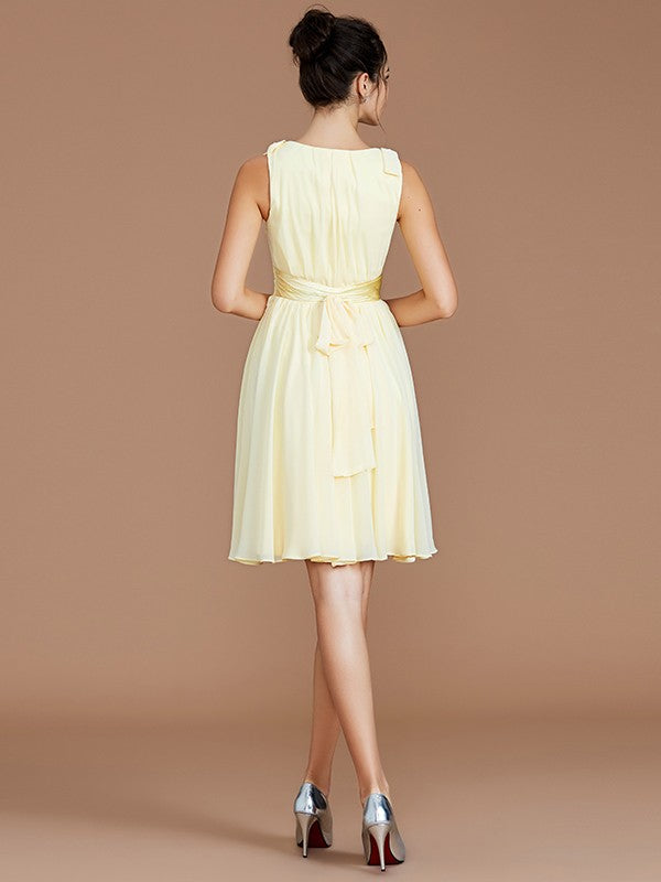 V-Neck Elegant Sleeveless Sash/Ribbon/Belt Short/Mini Chiffon Bridesmaid Dresses-Ballbella