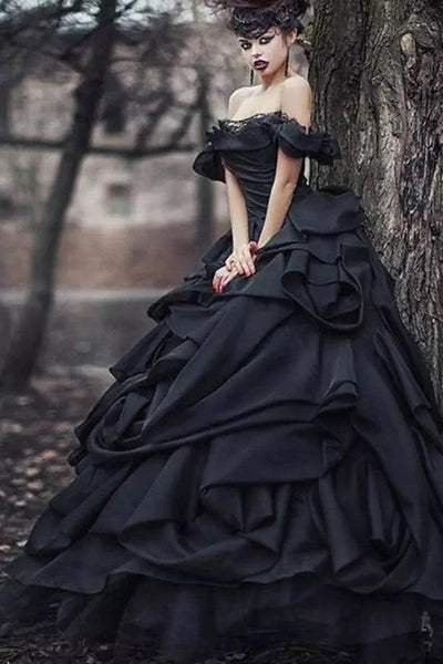 Vintage Black princess wedding dresses with Luxurious Ruffless