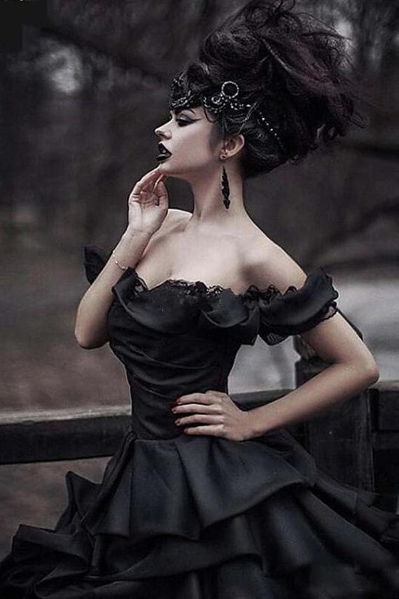 Vintage Black princess wedding dresses with Luxurious Ruffless-Ballbella
