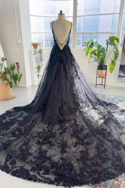 Vintage Black Spaghetti-Straps Sleeveless Long Lace Sequined Wedding Dresses Online-Ballbella