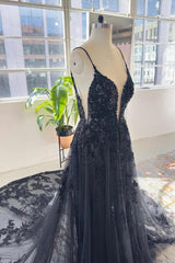 Vintage Black Spaghetti-Straps Sleeveless Long Lace Sequined Wedding Dresses Online-Ballbella