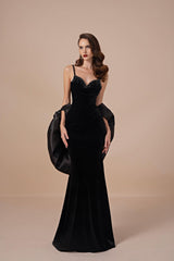 Vintage Black V-Neck Spaghetti-Straps Sleeveless Velvet Prom Dresses Mermaid With Beads Zipper-Ballbella