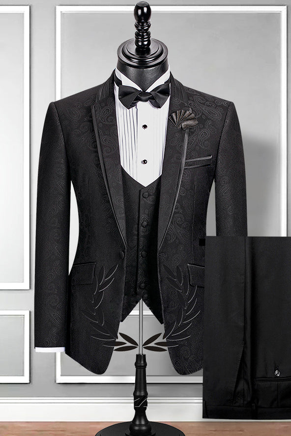 This Well-cut Notch Lapel Black Groom Suit, Slim Fit Jacquard Wedding Tuxedo at Ballbella comes in all sizes for prom, wedding and business. Shop an amazing selection of Notched Lapel Single Breasted Black mens suits in cheap price.