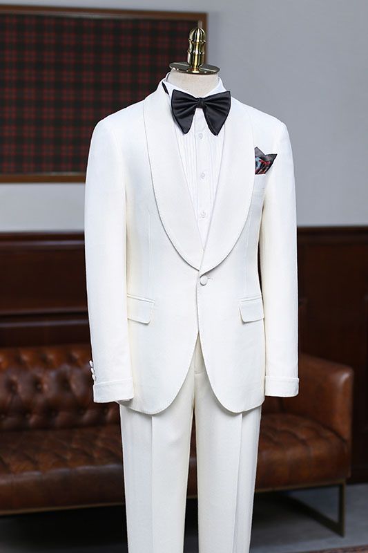 Discover the very best Well-cut White Two-pieces Slim Fit Custom Wedding Suit For Grooms for work,prom and wedding occasions at ballbella. Custom made White Shawl Lapel mens suits with high quality.