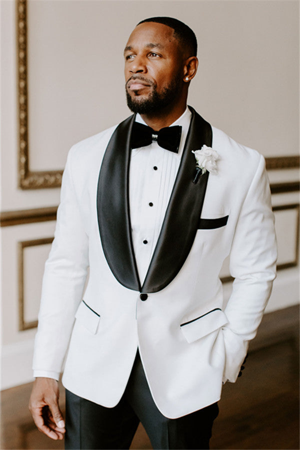 Ballbella made this White Wedding Tuxedos Slim Fit Suits For Men, Groomsmen Suit Two Pieces Marriage Suits with rush order service. Discover the design of this White Solid Shawl Lapel Single Breasted mens suits cheap for prom, wedding or formal business occasion.