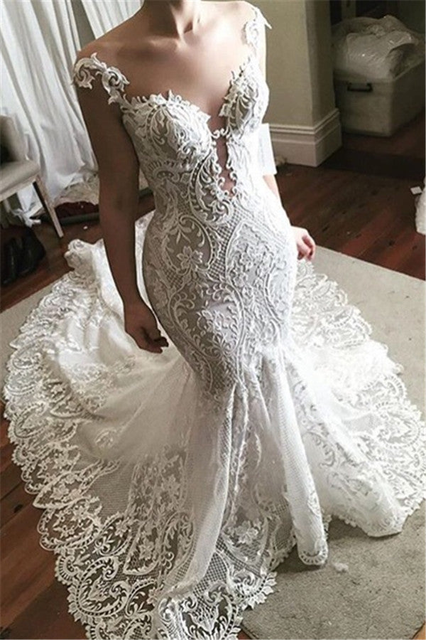 Wholesale Lace Fit and Flare Wedding Dress Glamorous Sheer Tulle Bridal Gowns with Buttons Wholesale Lace Fit and Flare Wedding Dress Glamorous Sheer Tulle Bridal Gowns with Buttons