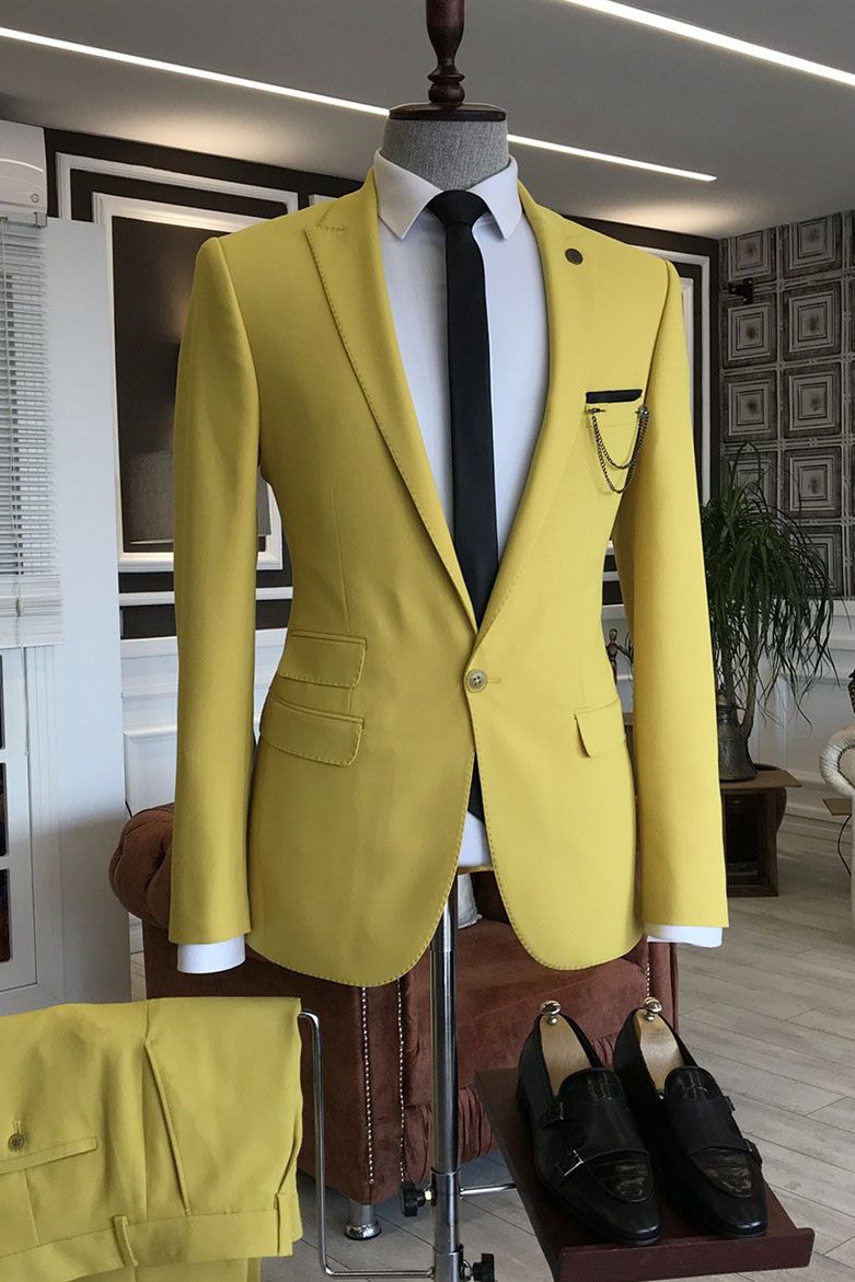 Yellow Peaked Lapel One Button 3 Flaps Men's Prom Suits