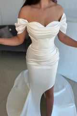 A-Line Split Front Off-The-Shoulder Sweetheart Stain Evening Dress with Ruffles