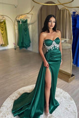Split Front Dark Green Stain A-Line Sweetheart Sleeveless Evening Dress with Beadings